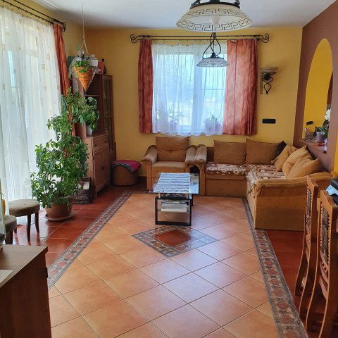 Eladó családi ház, Gödön 135 M Ft, 7 szobás