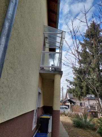 Eladó családi ház, Budapesten, XVI. kerületben, Becő utcában