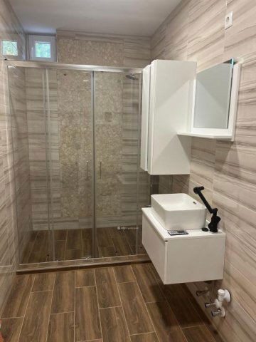 Eladó téglalakás, Komlón 34.5 M Ft, 2 szobás