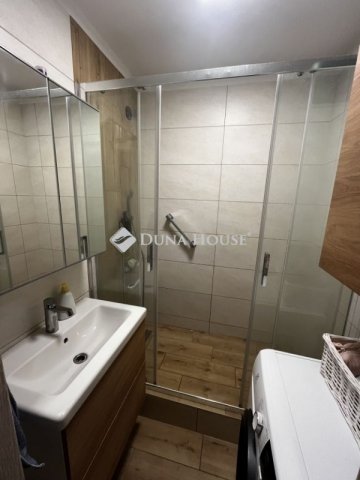 Eladó panellakás, Budapesten, XVII. kerületben 79 M Ft, 3 szobás