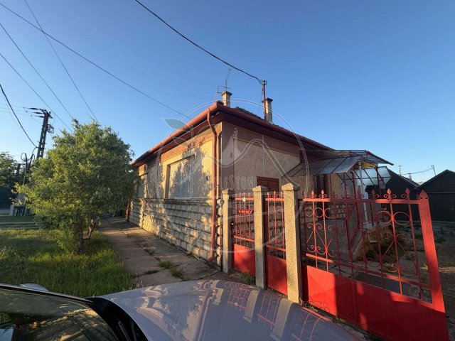 Eladó családi ház, Gyulán 45 M Ft, 4 szobás