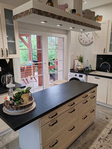 Eladó ikerház, Tatabányán 71.5 M Ft, 2 szobás