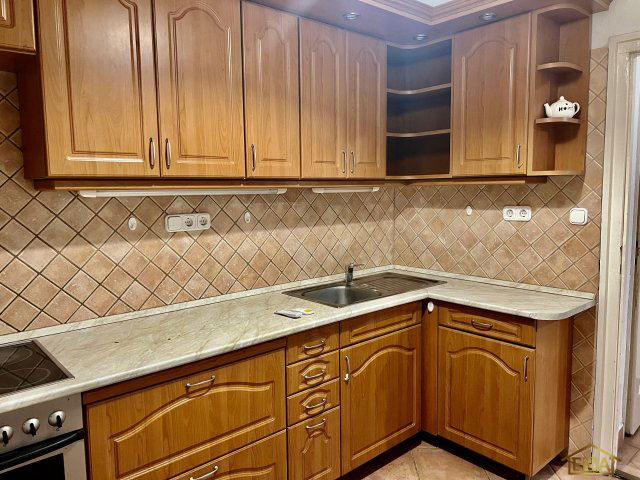 Kiadó téglalakás, albérlet, XI. kerületben, Eszék utcában