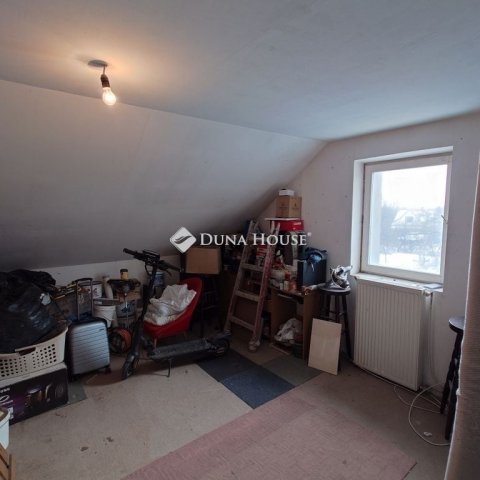 Eladó családi ház, Ócsán 79.5 M Ft, 7 szobás