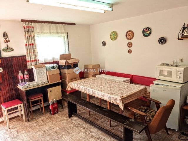 Eladó családi ház, Zalaegerszegen 25 M Ft, 2 szobás
