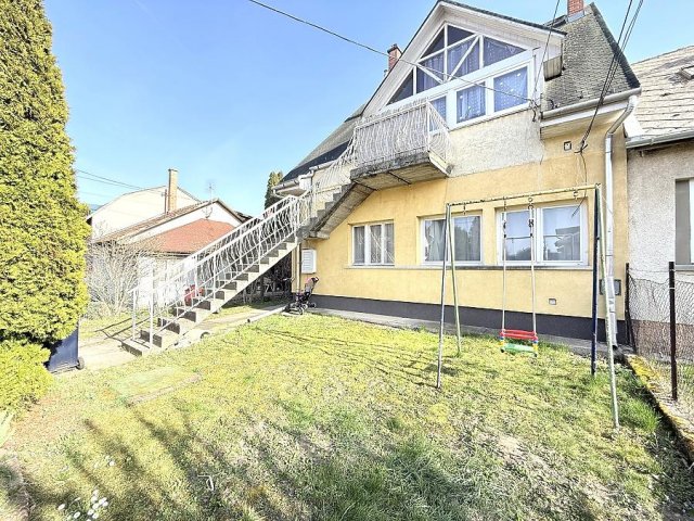 Eladó családi ház, Budapesten, XVI. kerületben 144.9 M Ft