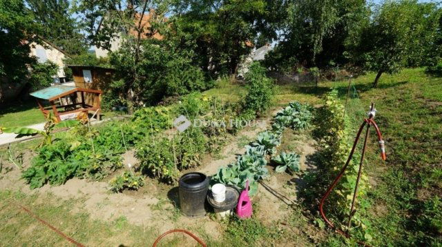 Eladó sorház, Vasváron 34.99 M Ft, 2 szobás