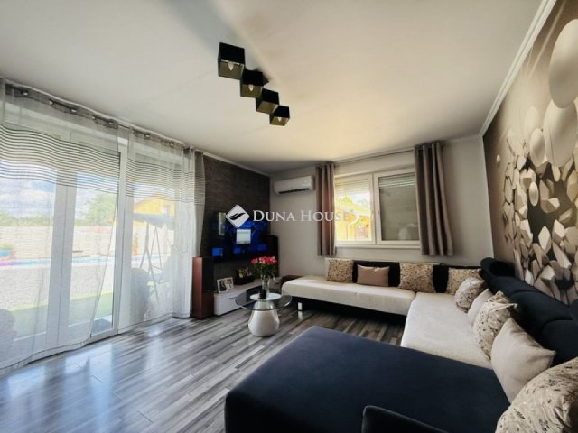 Eladó családi ház, Albertirsán, Sugár utcában 89.9 M Ft