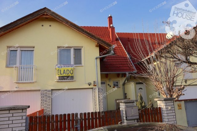 Eladó sorház, Kecskeméten 87.9 M Ft, 5 szobás