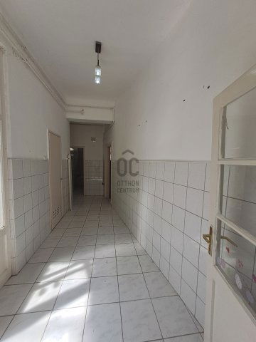 Eladó családi ház, Debrecenben 31.9 M Ft, 2 szobás