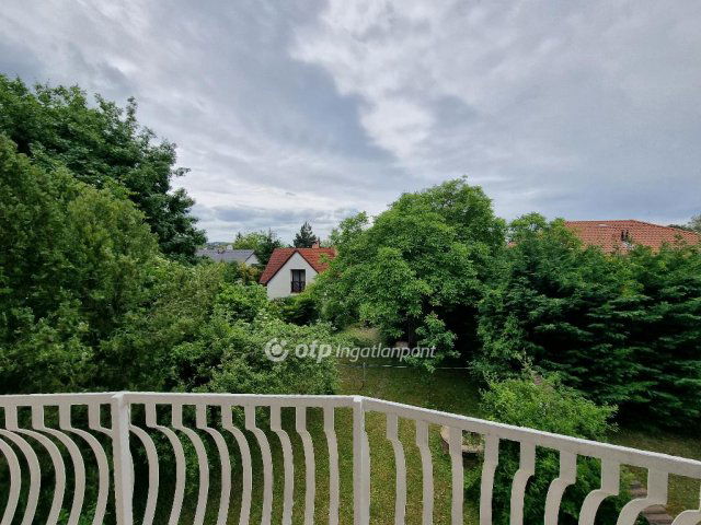 Eladó családi ház, Budakeszin 169.77 M Ft, 7 szobás