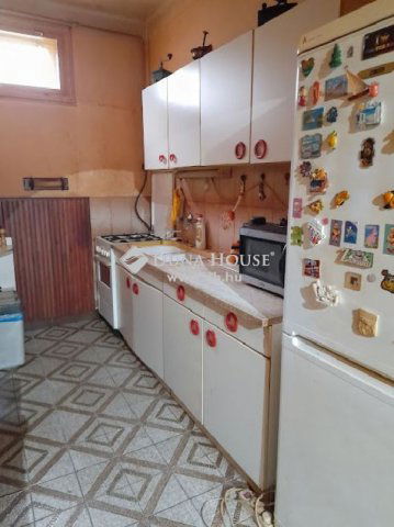Eladó családi ház, Békéscsabán 28 M Ft, 4 szobás