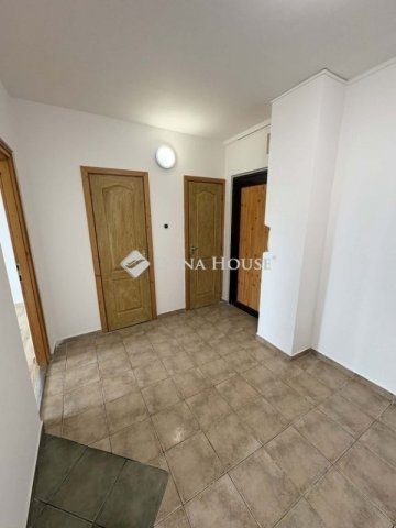 Eladó panellakás, Budapesten, III. kerületben 73.9 M Ft, 2 szobás