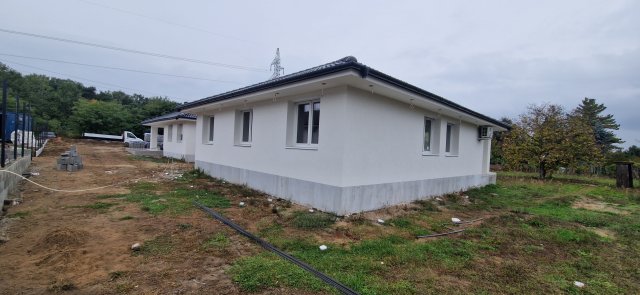 Eladó családi ház, Bocskaikerten 115 M Ft, 5 szobás