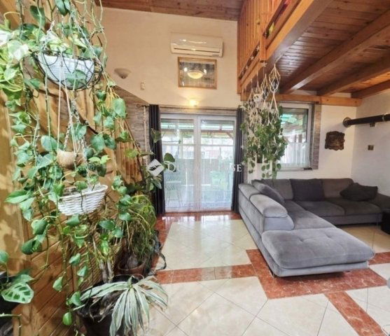 Eladó ikerház, Szigetszentmiklóson 94.9 M Ft, 4 szobás