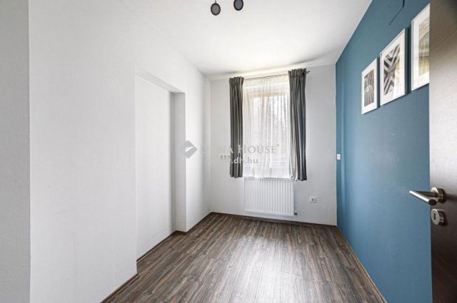 Eladó családi ház, Budapesten, III. kerületben 429 M Ft