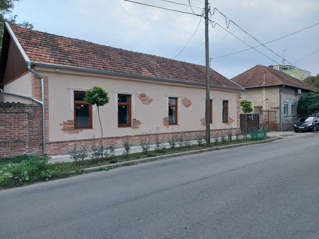 Eladó családi ház, Gyulán, Halácsy utcában 118 M Ft, 3 szobás