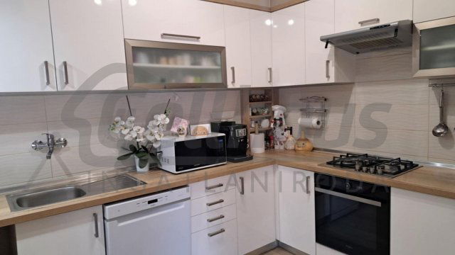 Eladó téglalakás, Celldömölkön 72 M Ft, 3+1 szobás