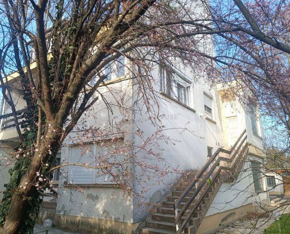 Eladó családi ház, Békéscsabán, Madách utcában 155 M Ft