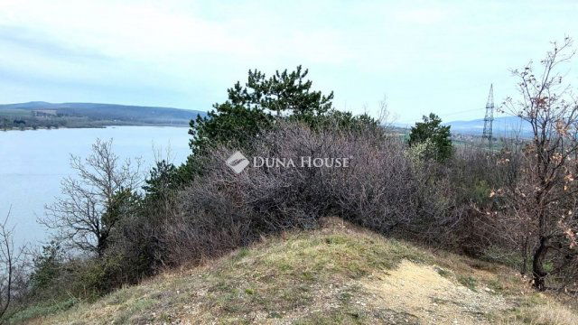 Eladó telek, Kincsesbányán 79 M Ft / költözzbe.hu