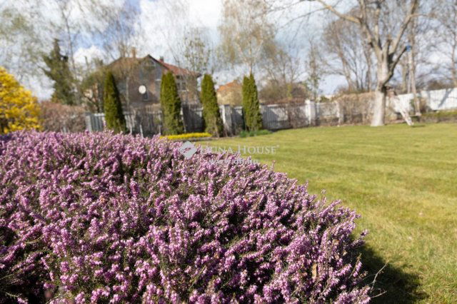 Eladó családi ház, Siófokon 385 M Ft, 7 szobás