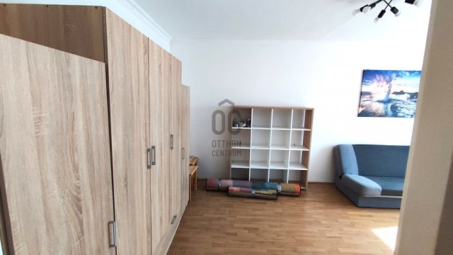 Eladó panellakás, Budapesten, XV. kerületben 58 M Ft, 2 szobás