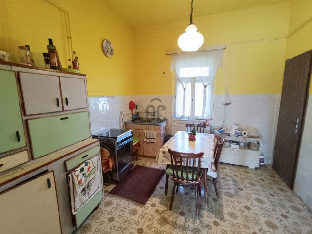 Eladó családi ház, Bicskén 49.9 M Ft, 3 szobás
