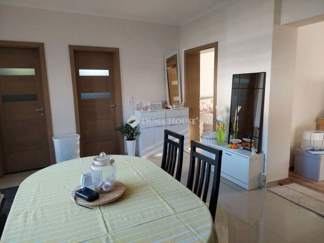 Eladó családi ház, Baján 69.9 M Ft, 3 szobás