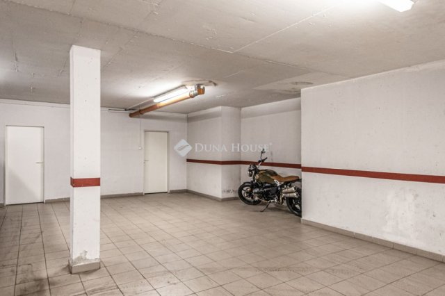 Eladó téglalakás, XII. kerületben, Szanatórium utcában