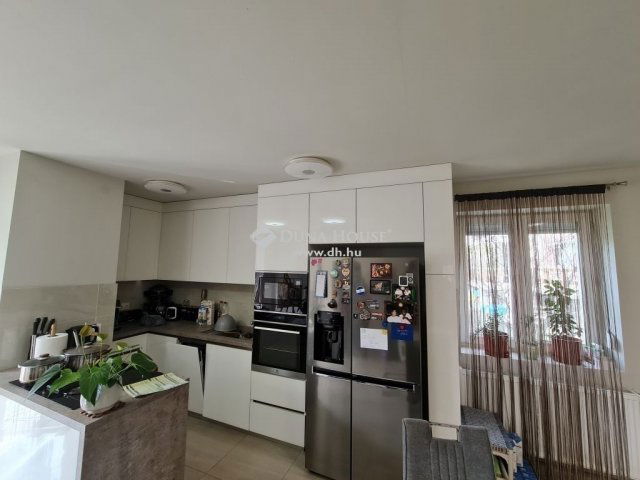 Eladó ikerház, Érden 132 M Ft, 5 szobás / költözzbe.hu