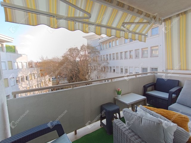 Eladó téglalakás, Sopronban 129 M Ft, 4 szobás