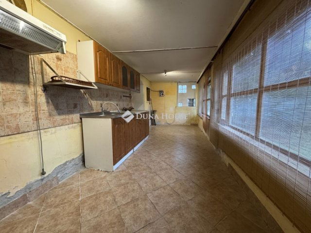 Eladó családi ház, Sióagárdon 11.5 M Ft, 3 szobás