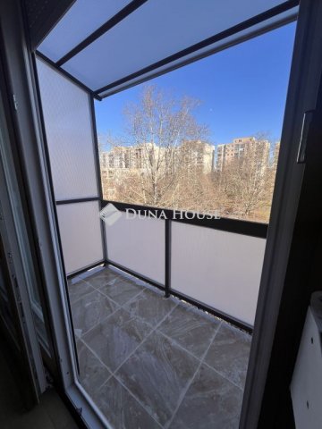 Eladó panellakás, Debrecenben 102 M Ft, 3 szobás