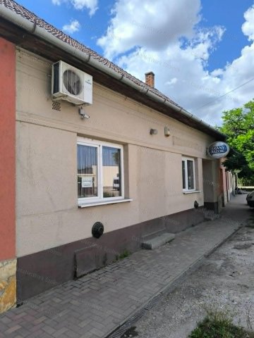 Eladó üzlethelyiség, Cibakházán 11.5 M Ft, 3 szobás