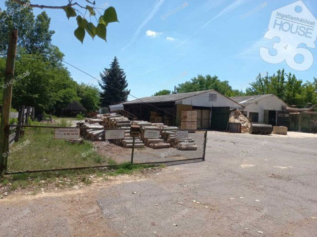 Eladó ipari ingatlan, Nagykőrösön 190 M Ft