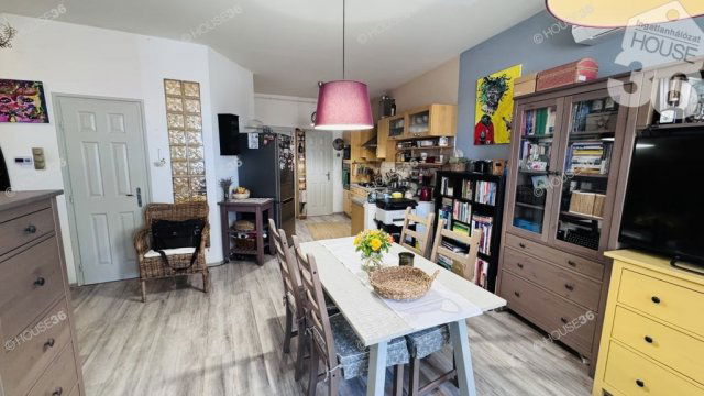 Eladó téglalakás, Kecskeméten 79.9 M Ft, 3 szobás