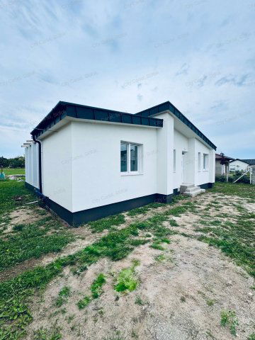 Eladó családi ház, Siófokon 72 M Ft, 3 szobás