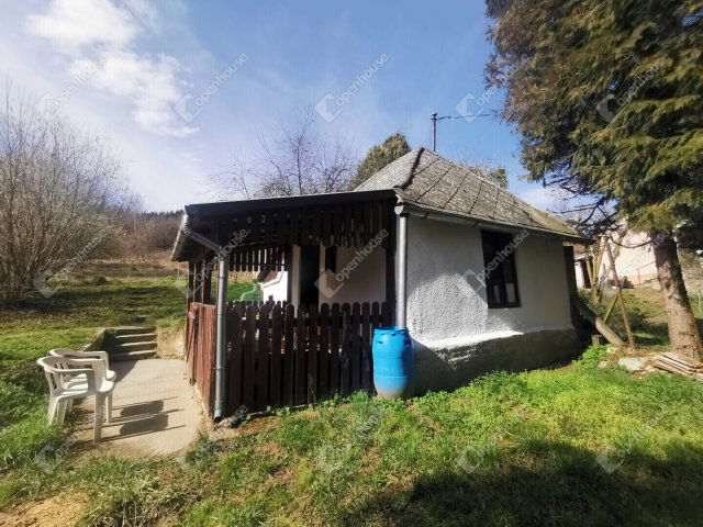 Eladó nyaraló, Homokkomáromon 3.4 M Ft, 2 szobás