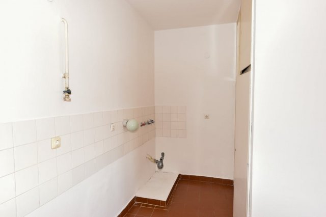 Eladó téglalakás, Veszprémben 68.9 M Ft, 2+1 szobás