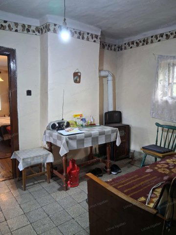 Eladó családi ház, Törökszentmiklóson 5.9 M Ft, 2 szobás