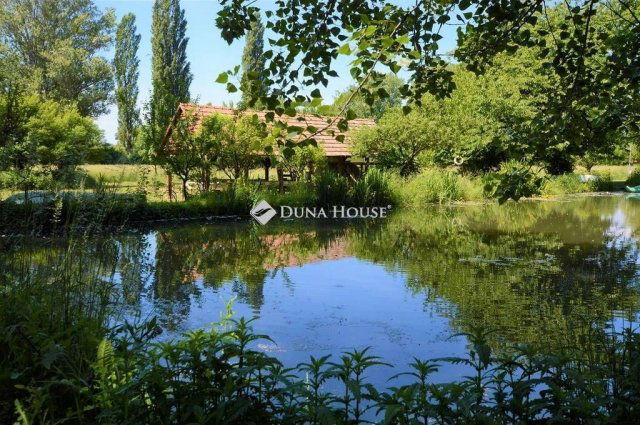 Eladó családi ház, Vilonyán 350 M Ft, 3 szobás