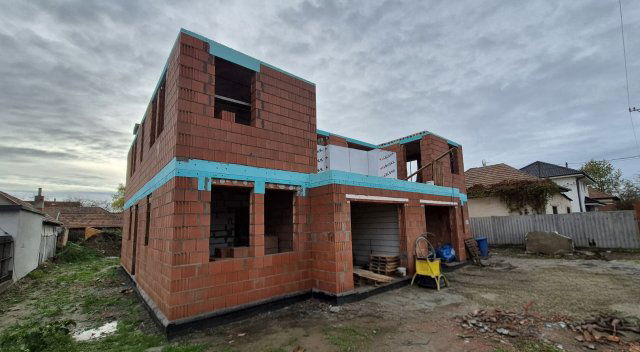 Eladó ikerház, Budapesten, XVIII. kerületben 135 M Ft, 5 szobás