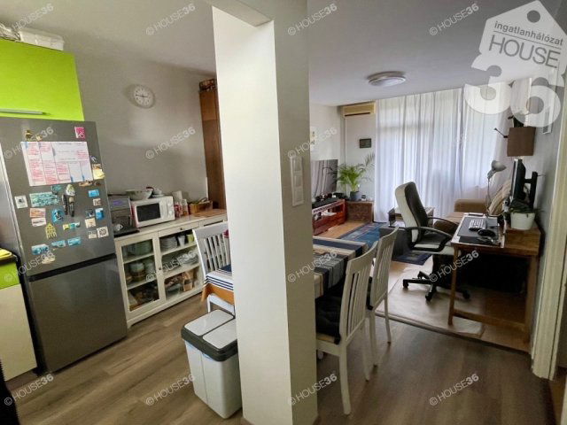 Eladó téglalakás, Kecskeméten 52.9 M Ft, 2 szobás