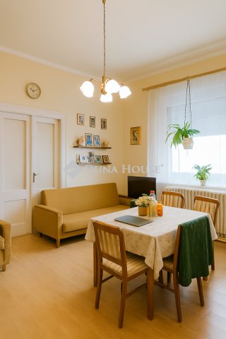 Eladó családi ház, Kecskeméten 59.9 M Ft, 3 szobás