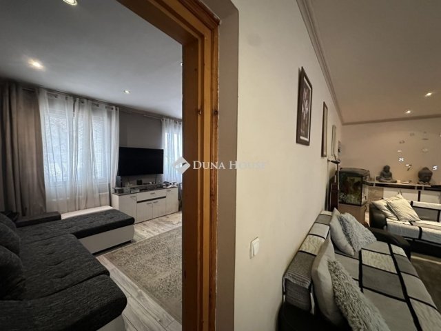 Eladó családi ház, Sárszentmihályon 155 M Ft, 6 szobás