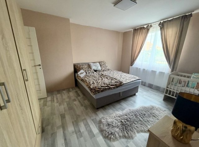 Eladó családi ház, Pusztaszabolcson 61.9 M Ft, 3 szobás