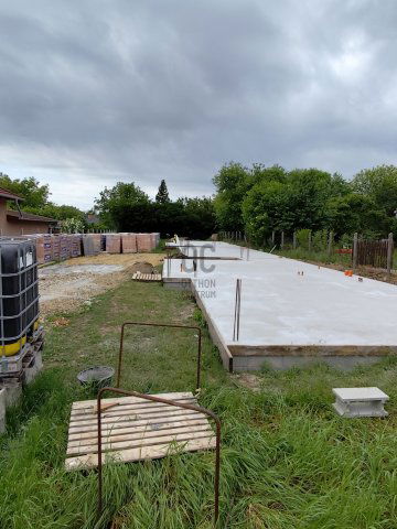 Eladó ikerház, Kartalon 85 M Ft, 4 szobás / költözzbe.hu