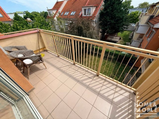 Eladó téglalakás, Szegeden 56.99 M Ft, 1+1 szobás