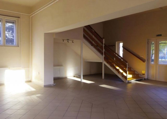 Kiadó iroda, Debrecenben 1100 E Ft / hó / költözzbe.hu