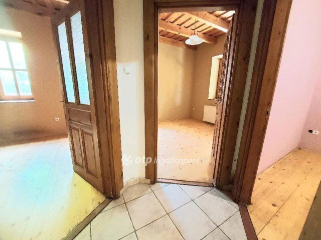 Eladó családi ház, Kecskeméten 124.9 M Ft, 1+4 szobás